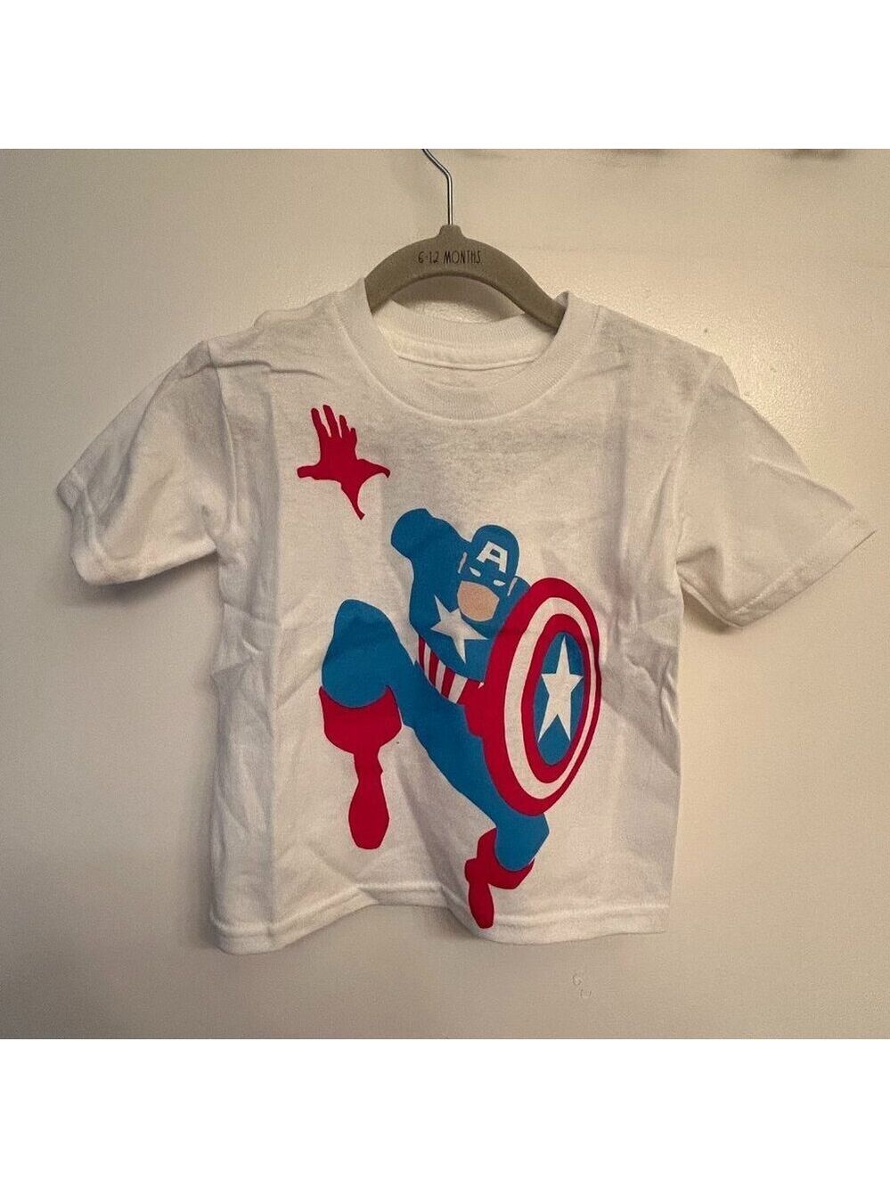 New without tag Boys Marvel Captain America tee shirt Size 2T